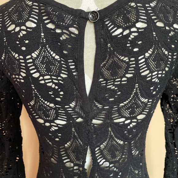 Pretty crochet black dress - Picture 4 of 6